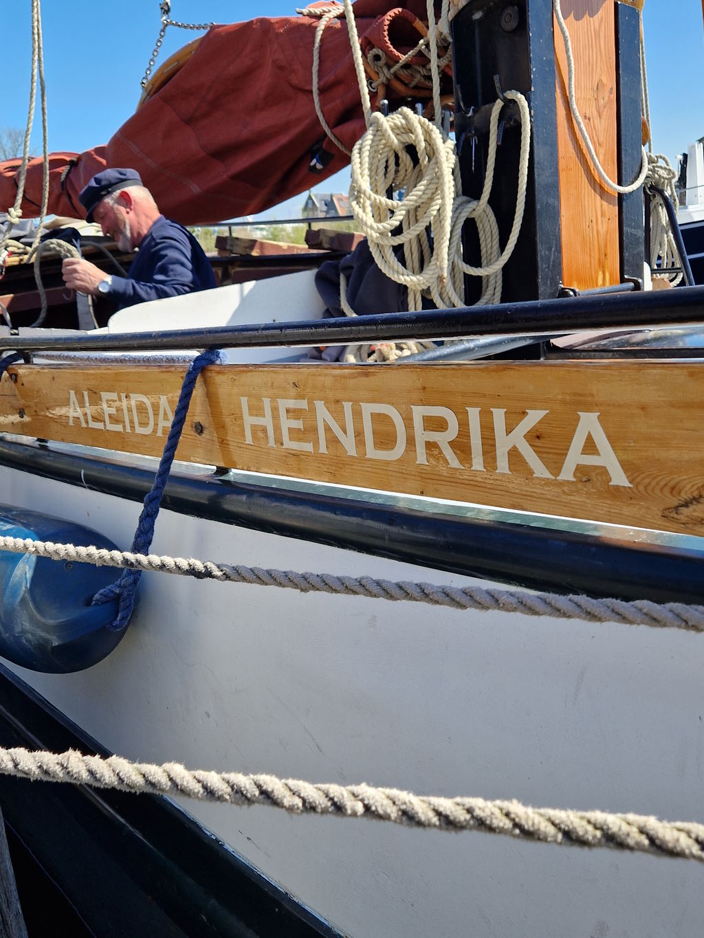 skûtsje Aleida Henkrika brengt ons weer naar Heeg